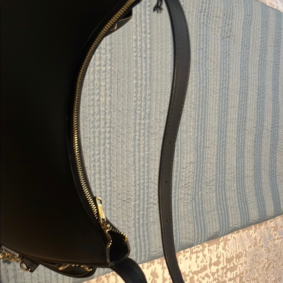 Black Crescent Hobo Bag with Adjustable Strap - Picture 7 of 8